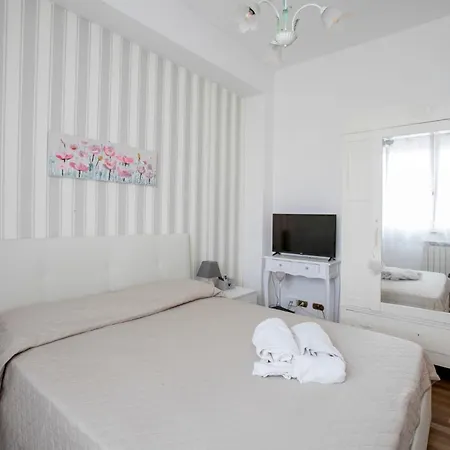 Maison Renee Apartment Viareggio
