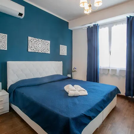 Maison Renee Viareggio