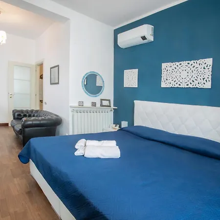 Maison Renée Viareggio