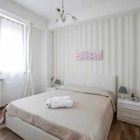 Maison Renee * Viareggio