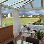 Maison Renee *