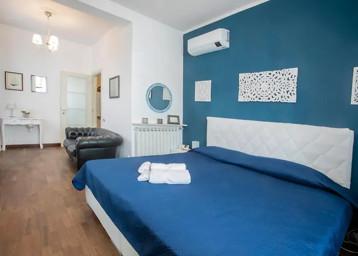 Maison Renée Viareggio